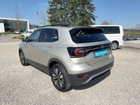 Gebraucht VW T-Cross Pro 110 PS (80 kW) 2023 Ivory silver metallic SUV