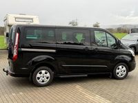 Gebraucht Ford Tourneo 170 PS (125 kW) 2017 Schwarz Van / Kleinbus