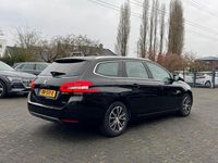 Gebraucht Peugeot 308 SW Allure 131 PS (96 kW) 2016 Schwarz Kombi