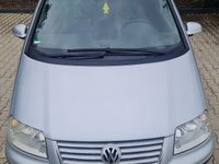 Second-hand VW Sharan 140 CP (102 kW) 2007 Argintiu Monovolum