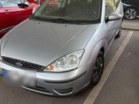 Gebraucht Ford Focus 100 PS (73 kW) 2004 Silber Kleinwagen