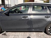 Second-hand Kia Ceed 140 CP (102 kW) 2024 Gri Hatchback