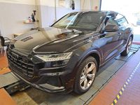 Gebraucht Audi Q8 Competition 286 PS (210 kW) 2023 0e mythosschwarz metallic SUV