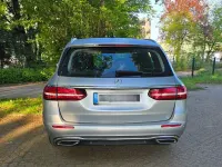 Gebraucht Mercedes E220 194 PS (142 kW) 2021 Silber Limousine