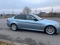 Gebraucht BMW 320 M Sport 170 PS (125 kW) 2009 Blau Limousine