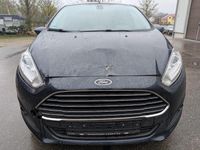 Gebraucht Ford Fiesta Titanium 101 PS (74 kW) 2016 Blau Kleinwagen