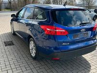 Gebraucht Ford Focus 125 PS (91 kW) 2017 Blau Kombi