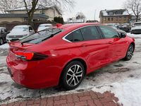Gebraucht Opel Insignia Edition 136 PS (100 kW) 2017 Rot Limousine
