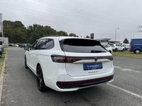 Gebraucht VW Passat R-line 193 PS (141 kW) 2024 Pure white Kombi
