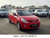 Gebraucht Hyundai i20 Comfort 101 PS (74 kW) 2010 Rot Kleinwagen