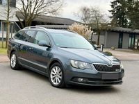 Gebraucht Skoda Superb GreenLine 105 PS (77 kW) 2014 Grau Kombi
