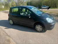 Używany Renault Modus 75 KM (55 kW) 2011 Czarny Minivan