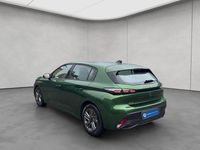 Gebraucht Peugeot 308 Active 131 PS (96 kW) 2023 Olivine grün metallic Limousine