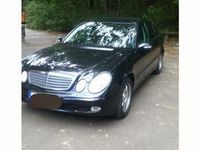 Gebraucht Mercedes E240 177 PS (130 kW) 2004 Schwarz Limousine