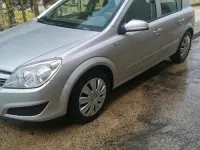 Gebraucht Opel Astra 90 PS (66 kW) 2007 Silber Kleinwagen