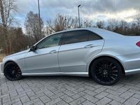 Gebraucht Mercedes E300 231 PS (169 kW) 2013 Silber Limousine