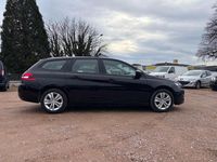 Gebraucht Peugeot 308 Active Top 131 PS (96 kW) 2017 Lackierung schwarz perla nera Kombi