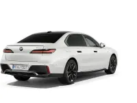 Gebraucht BMW 740 M Sport 299 PS (219 kW) 2025 Weiß Limousine