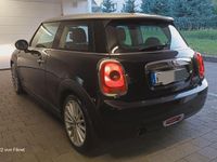 Gebraucht Mini Cooper 136 PS (100 kW) 2014 Schwarz Kleinwagen