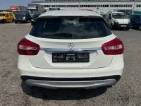 Gebraucht Mercedes GLA180 122 PS (89 kW) 2017 Weiß SUV