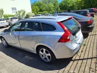Gebraucht Volvo V60 163 PS (119 kW) 2011 Silber Kombi