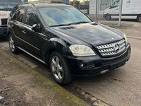 Gebraucht Mercedes ML280 190 PS (139 kW) 2008 Schwarz SUV