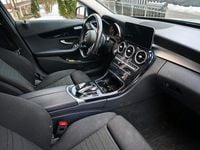 Gebraucht Mercedes C300e 320 PS (235 kW) 2021 Weiß Kombi