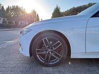 Używany BMW 320 Advantage 184 KM (135 kW) 2018 Biały Sedan/Limuzyna