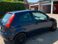 Gebraucht Ford Fiesta 75 PS (55 kW) 2004 Blau Kleinwagen