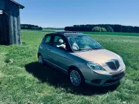 Second-hand Lancia Ypsilon 72 CP (52 kW) 2008 Andere farben Hatchback