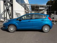 Gebraucht Ford Fiesta 85 PS (62 kW) 2013 Blau Kleinwagen