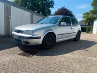 Gebraucht VW Golf IV 75 PS (55 kW) 2000 Silber Kleinwagen