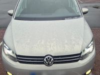 Gebraucht VW Touran Highline 140 PS (102 kW) 2012 Grau Van / Kleinbus