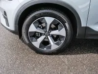 Gebraucht Volvo XC40 Core 129 PS (94 kW) 2023 Grau SUV