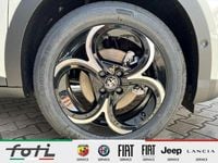 Neu Alfa Romeo GT Junior 145 PS (106 kW) 2025 Weiß SUV