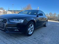 Gebraucht Audi A4 Attraction 204 PS (150 kW) 2012 Schwarz Limousine