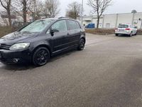 Gebraucht VW Golf VI Team 105 PS (77 kW) 2010 Schwarz Kleinwagen