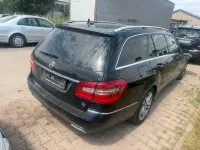 Gebraucht Mercedes E250 Avantgarde 204 PS (150 kW) 2011 Schwarz Kombi