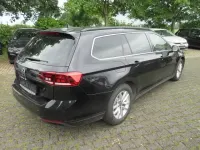 Gebraucht VW Passat Business 150 PS (110 kW) 2022 Schwarz Kombi