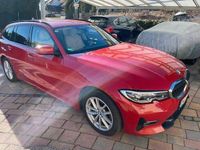 Gebraucht BMW 320 Efficient Dynamics 190 PS (139 kW) 2020 Rot Kombi