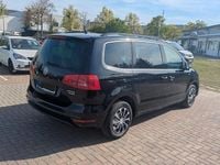 Second-hand VW Sharan 170 CP (125 kW) 2012 Negru Monovolum