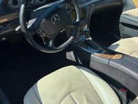 Second-hand Mercedes E320 220 CP (161 kW) 2007 Argintiu Berlinǎ