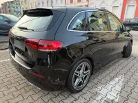 Gebraucht Mercedes B180 AMG line 136 PS (100 kW) 2019 Schwarz Kleinwagen
