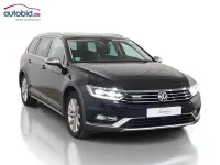 Gebraucht VW Passat Alltrack Highline 239 PS (175 kW) 2017 Deep black perleffekt Kombi