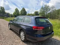 Gebraucht VW Passat Comfortline 150 PS (110 kW) 2017 Night blue metallic Kombi