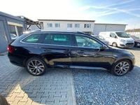 Gebraucht Skoda Superb Premium Edition 200 PS (147 kW) 2016 Grau Kombi