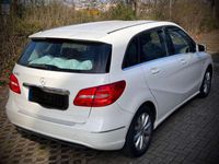 gebraucht Mercedes B180 B 180*122 PS-neues Modell-2.Hand-TÜV 08/25-TOP