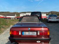 Gebraucht BMW 325 Cabriolet 170 PS (125 kW) 1987 Rot Cabrio