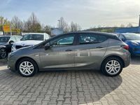 gebraucht Opel Astra 1.2Turbo*AHK*KLIMA*PDC*Sitz+Lenkradheiz*+Winterrei