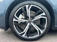 Gebraucht Volvo V60 Plus 455 PS (334 kW) 2025 Blau Kombi